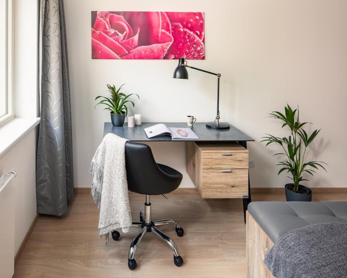 Apartment Days - Exclusive In Trendy Neighbourhood *